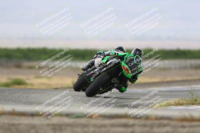 media/May-03-2025-CRA (Sat) [[22b18d099a]]/Races/Race 2/